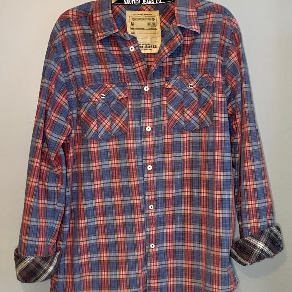 NAUTICA MENS BUTTON DOWN SHIRT